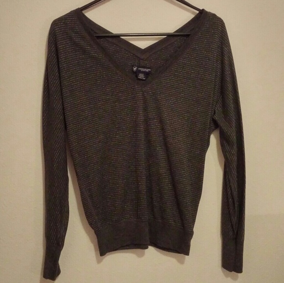 American Eagle Outfitters Sweaters - American Eagle Vneck Size XS Sweater